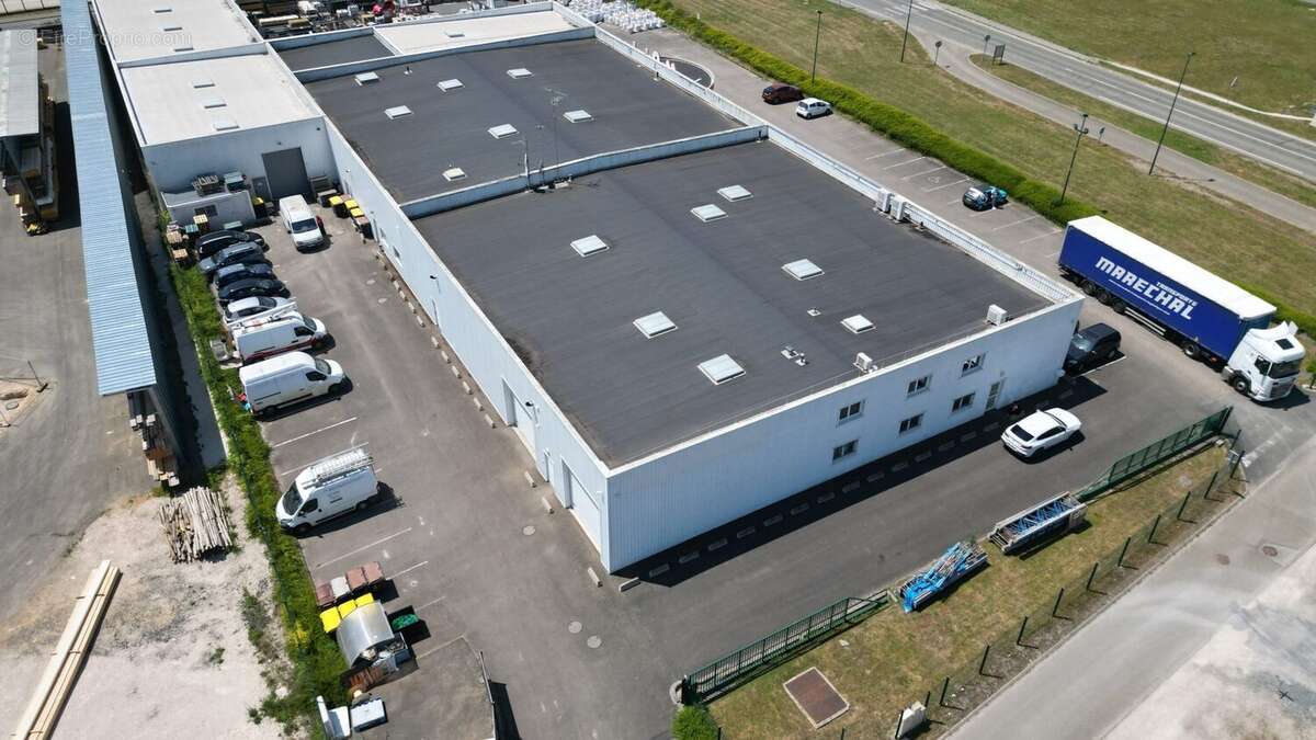 Commerce à BEAUVILLIERS