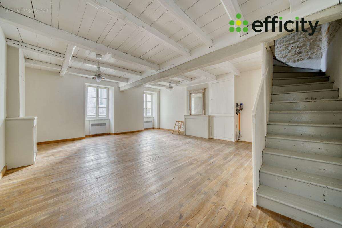 Appartement à SAINT-MARTIN-DE-RE