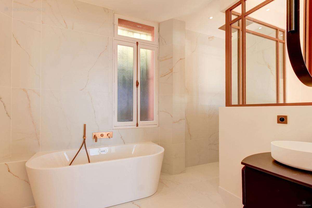 Appartement à BEAULIEU-SUR-MER