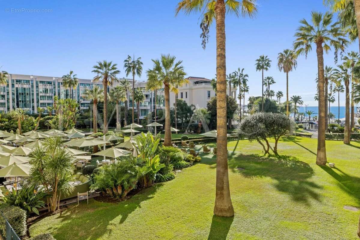 Appartement à CANNES