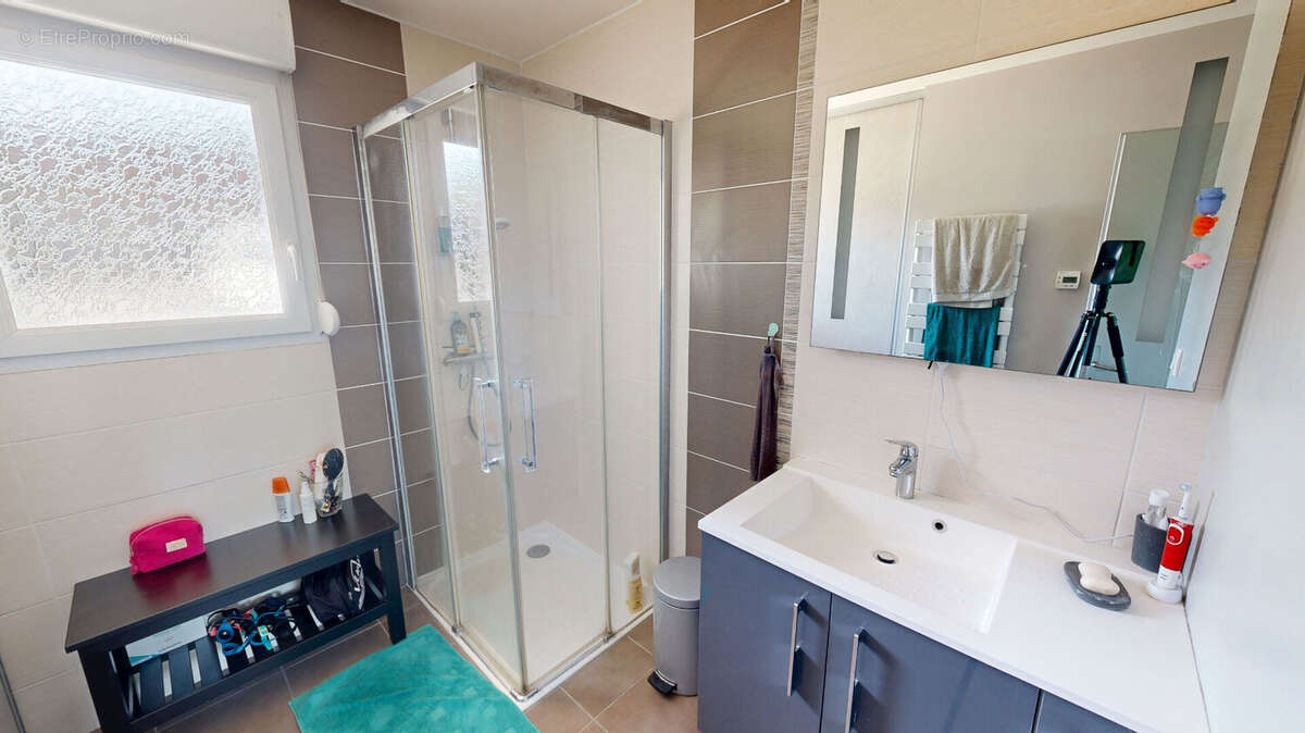 Maison à AUXON-DESSUS