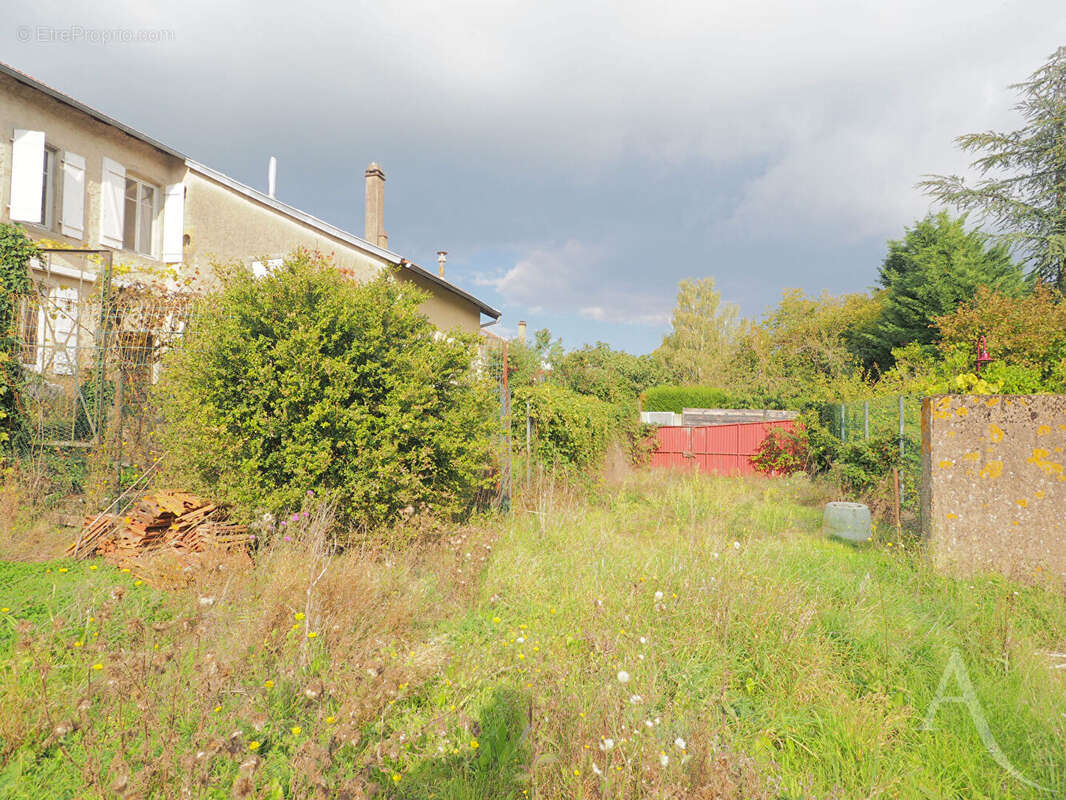 Maison à SILLY-SUR-NIED