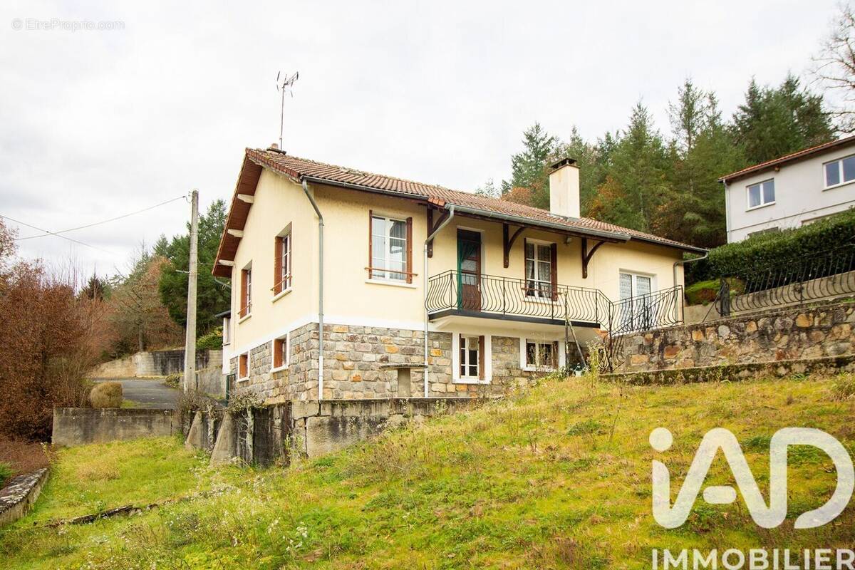 Photo 1 - Maison à AMBERT