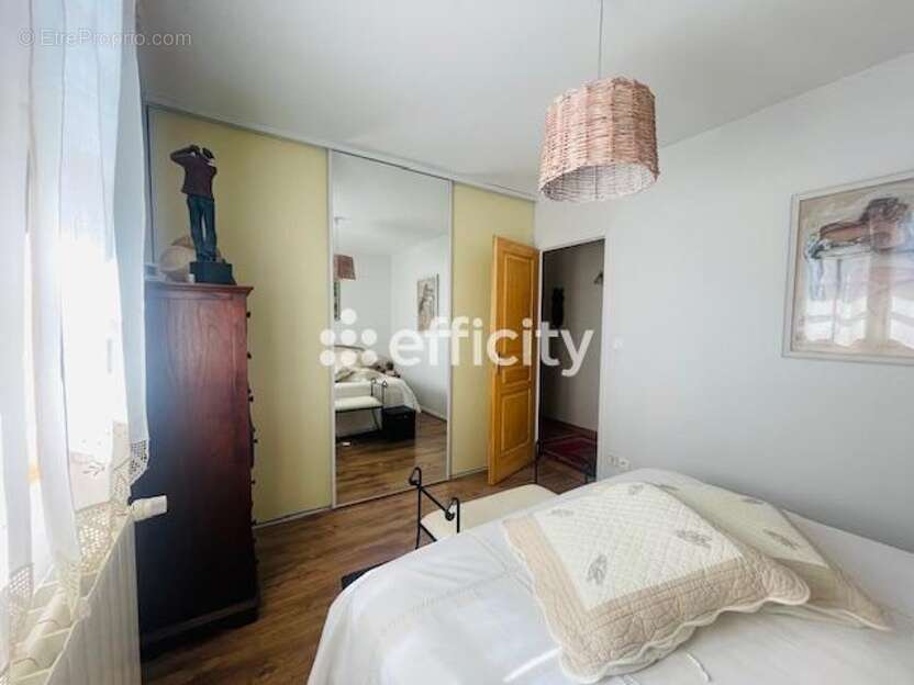 Maison à SALAISE-SUR-SANNE