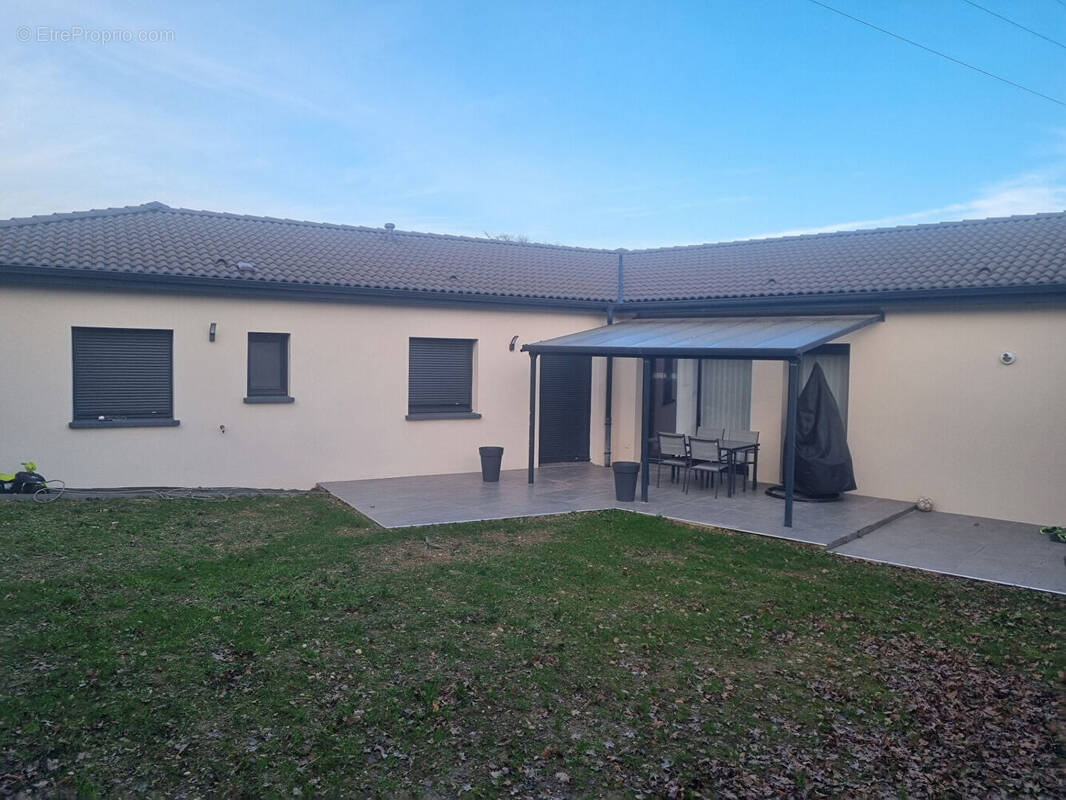 Maison à VIRIAT