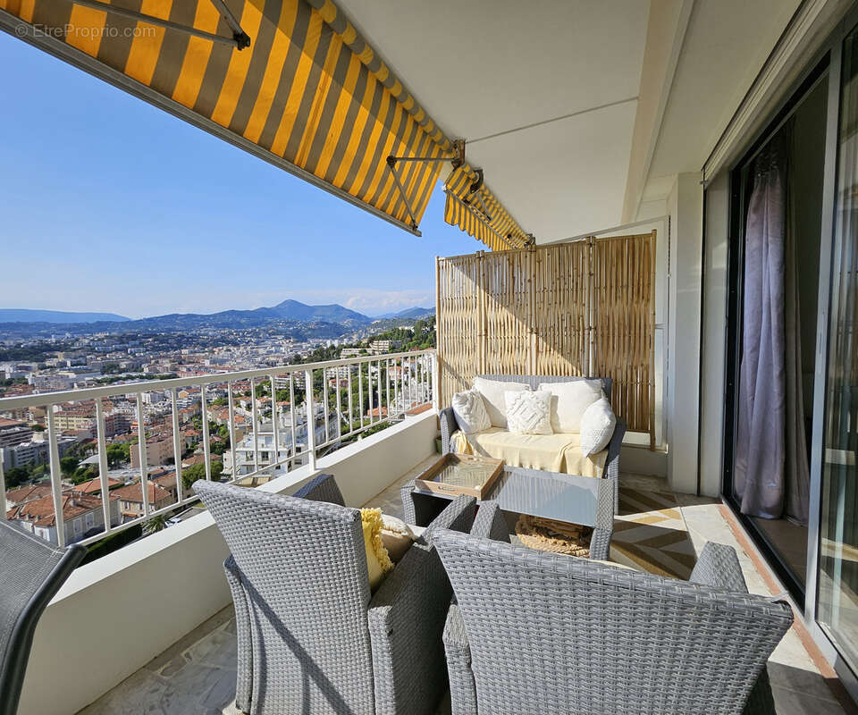 Appartement à NICE