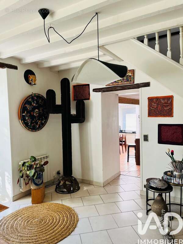 Maison 145 m² à Mondonville-Saint-Jean  - photo 5
