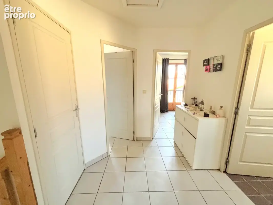 Saint-marcellin-en-forez villa 4 chambres, garage et terrain plat - photo 11