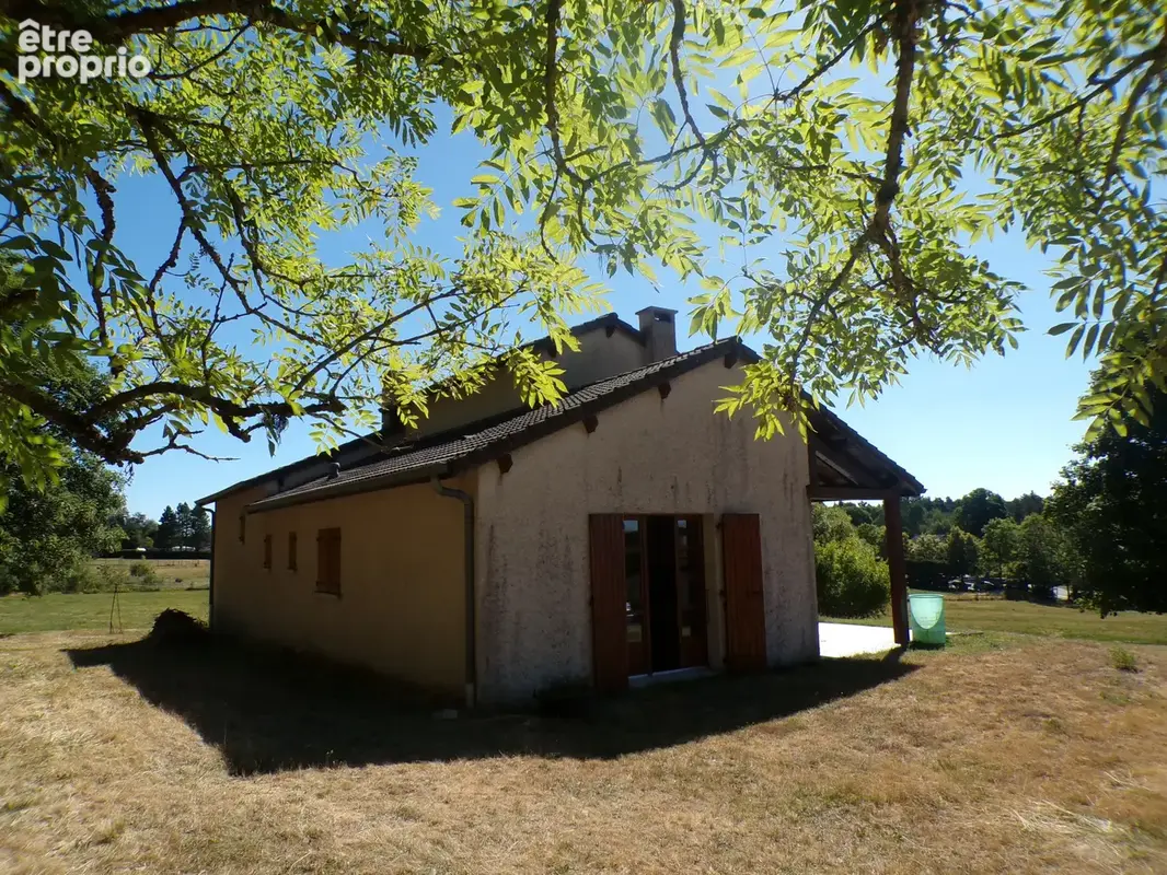 Maison avec grand terrain et vue dominante - photo 4