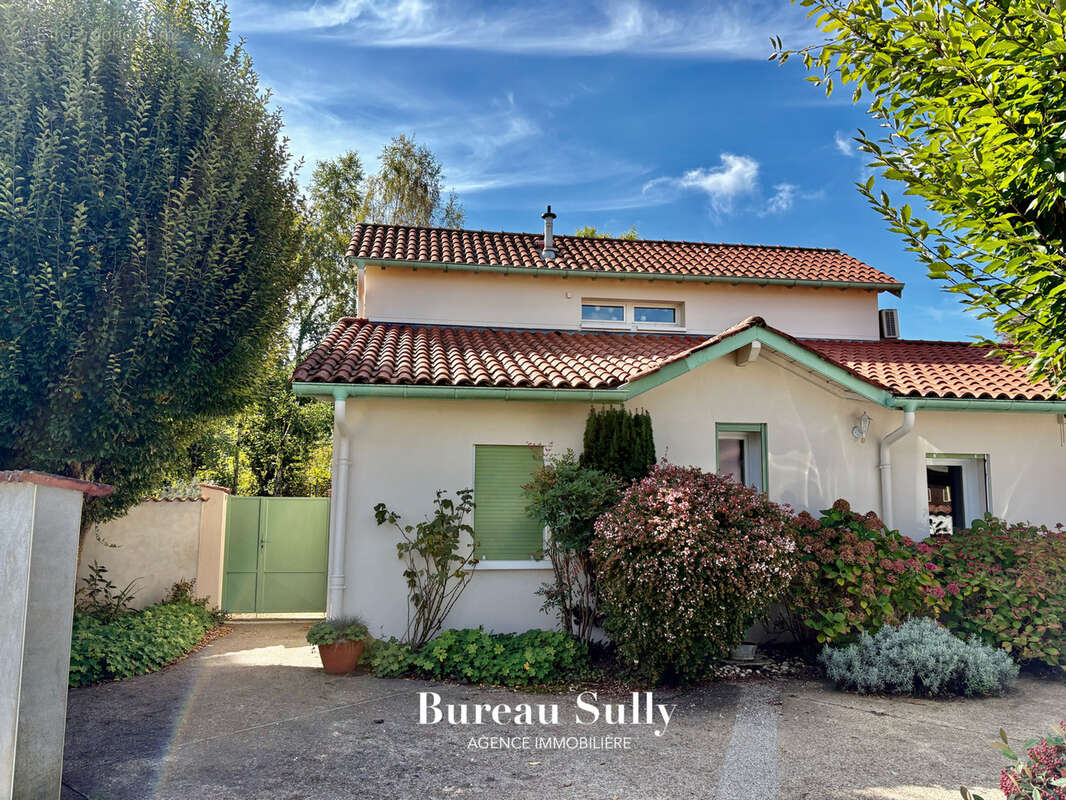 Maison à CHATILLON-SUR-CHALARONNE