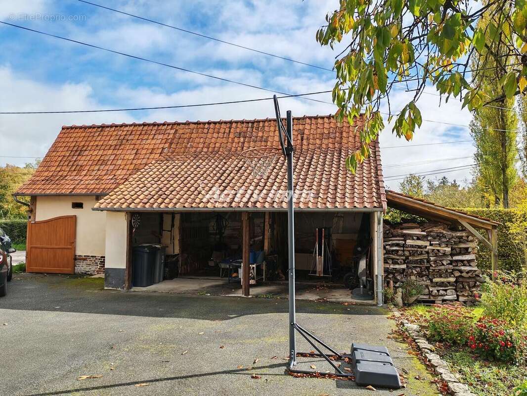 4275 9 - Maison à HESDIN