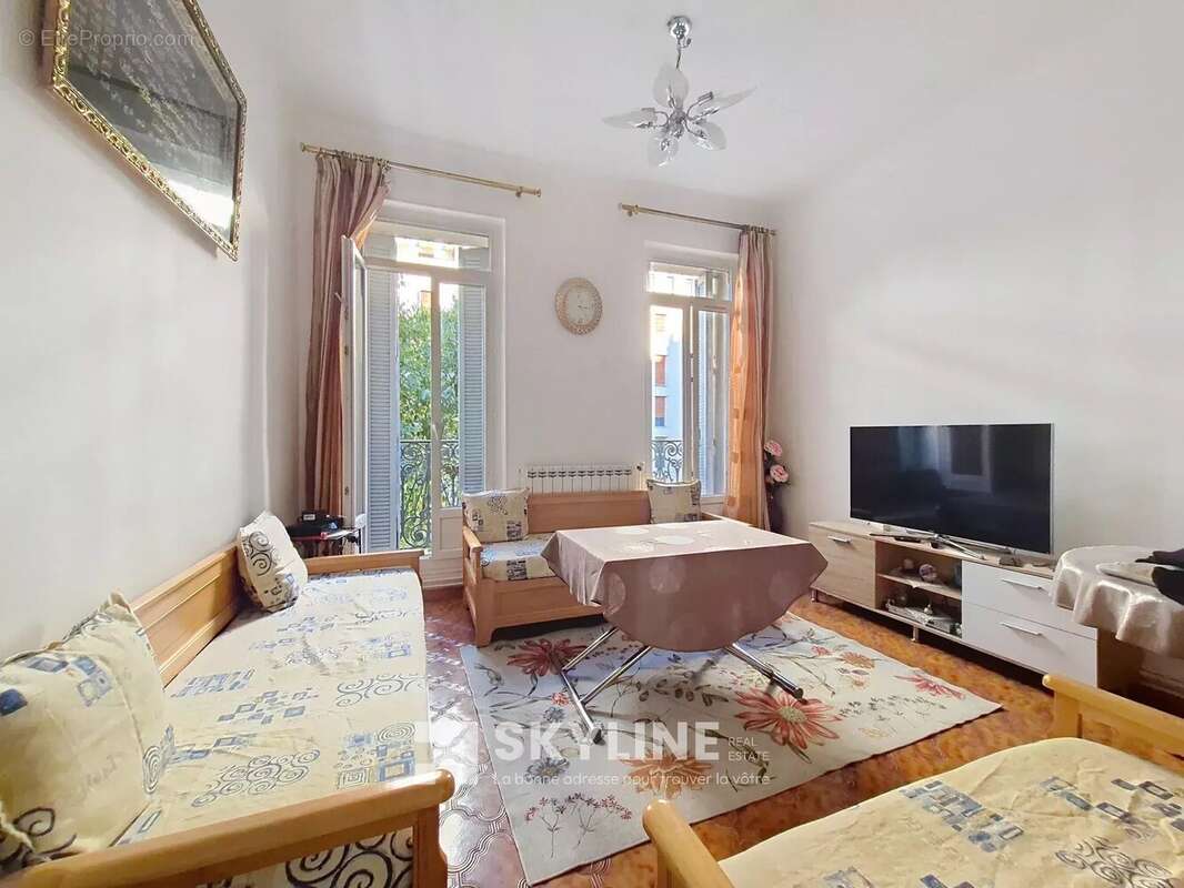 Appartement à MARSEILLE-2E