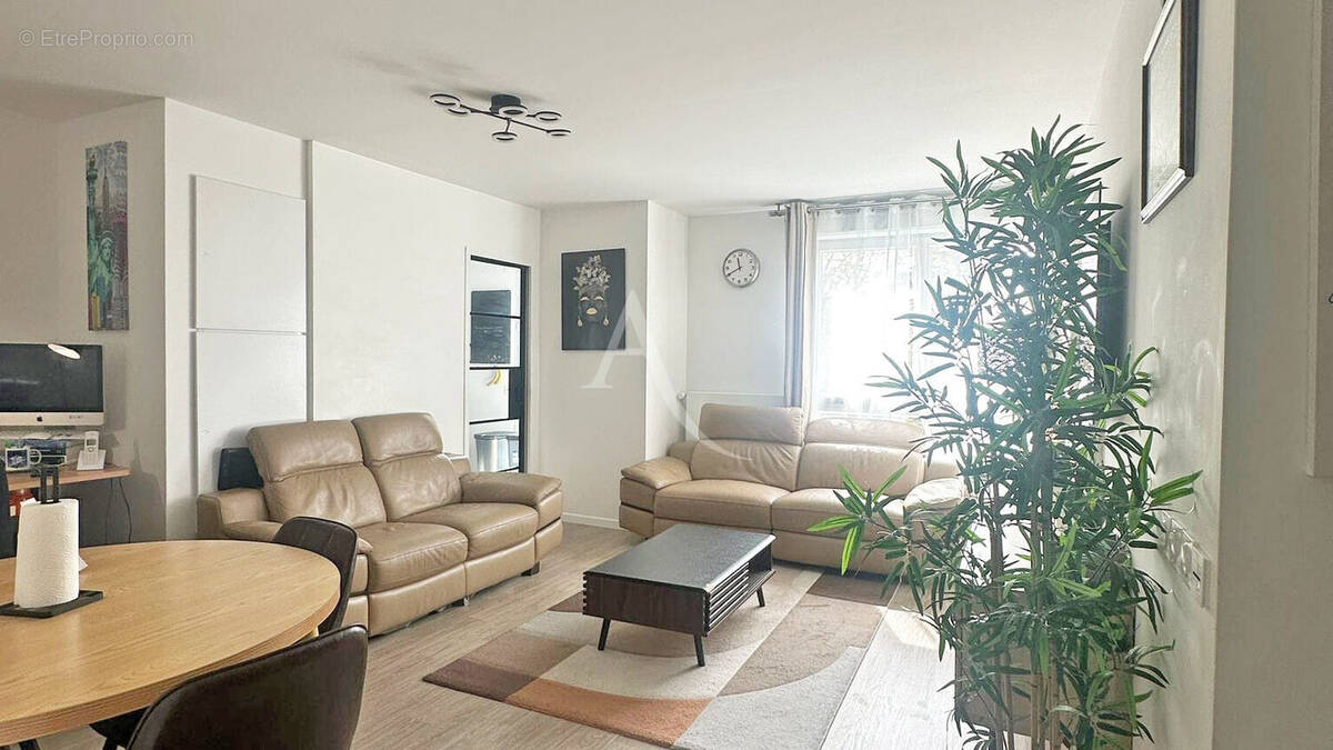 Appartement à NEUILLY-SUR-MARNE