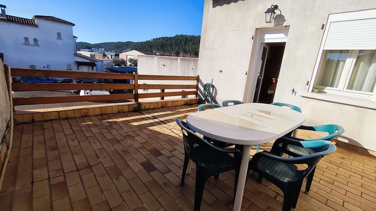 Maison à SAINT-MARTIN-DE-VALGALGUES