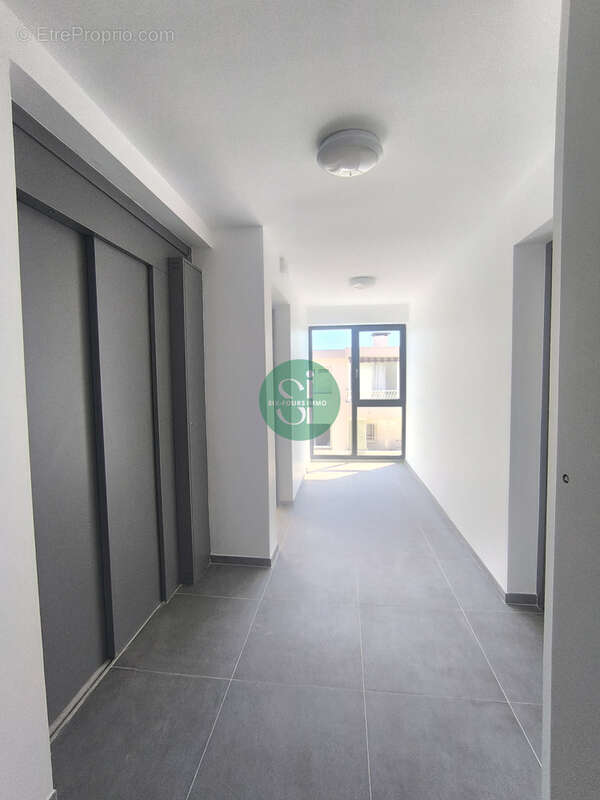 Appartement à SIX-FOURS-LES-PLAGES