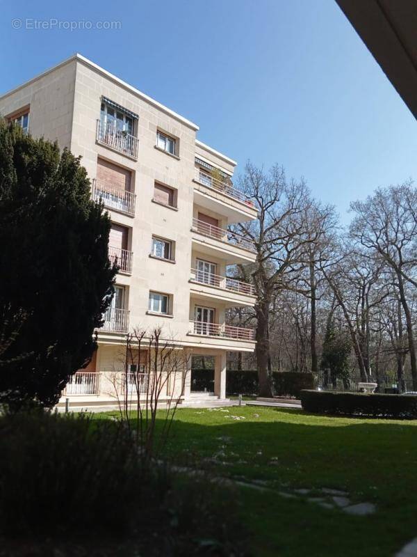 Appartement à FONTENAY-SOUS-BOIS