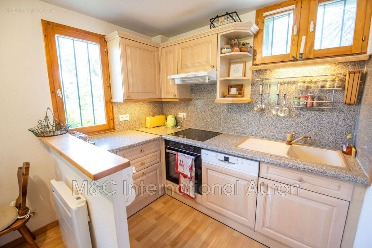 Appartement à SAINT-ETIENNE-DE-TINEE