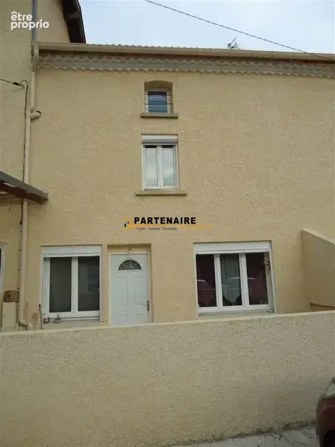 Appartement à SAINT-UZE