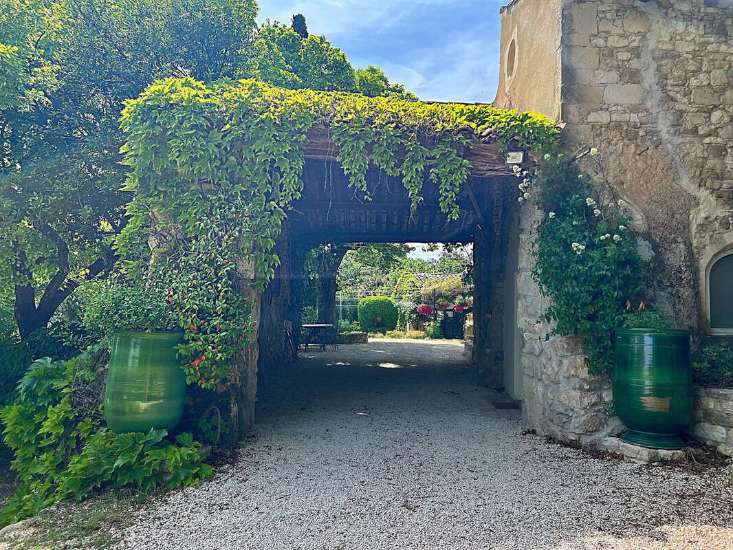 Proche de Grignan   Authentique Mas du XVᵉ siècle avec gîtes sur 4,3 hectares - photo 31