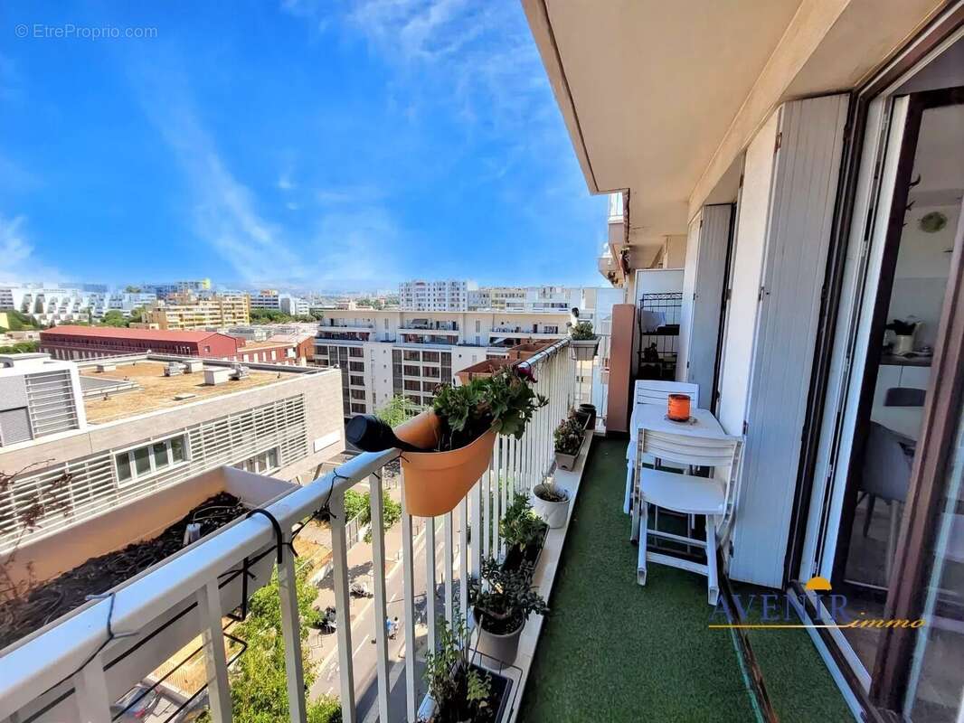 Appartement à MARSEILLE-3E