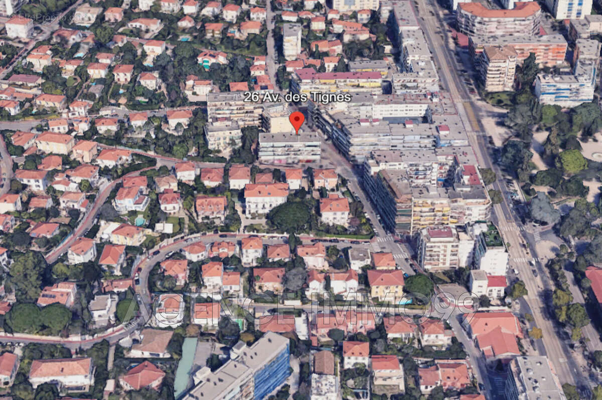 Parking à LE CANNET