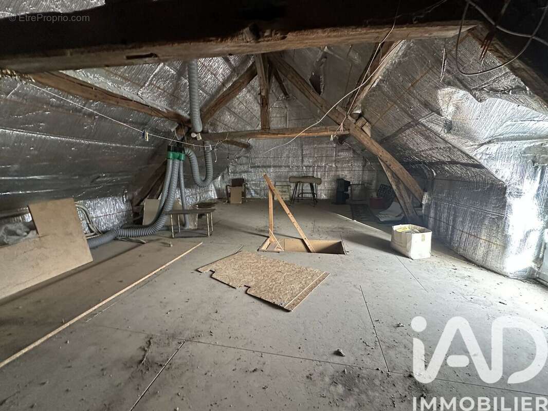 Photo 8 - Maison à CHEZAL-BENOIT