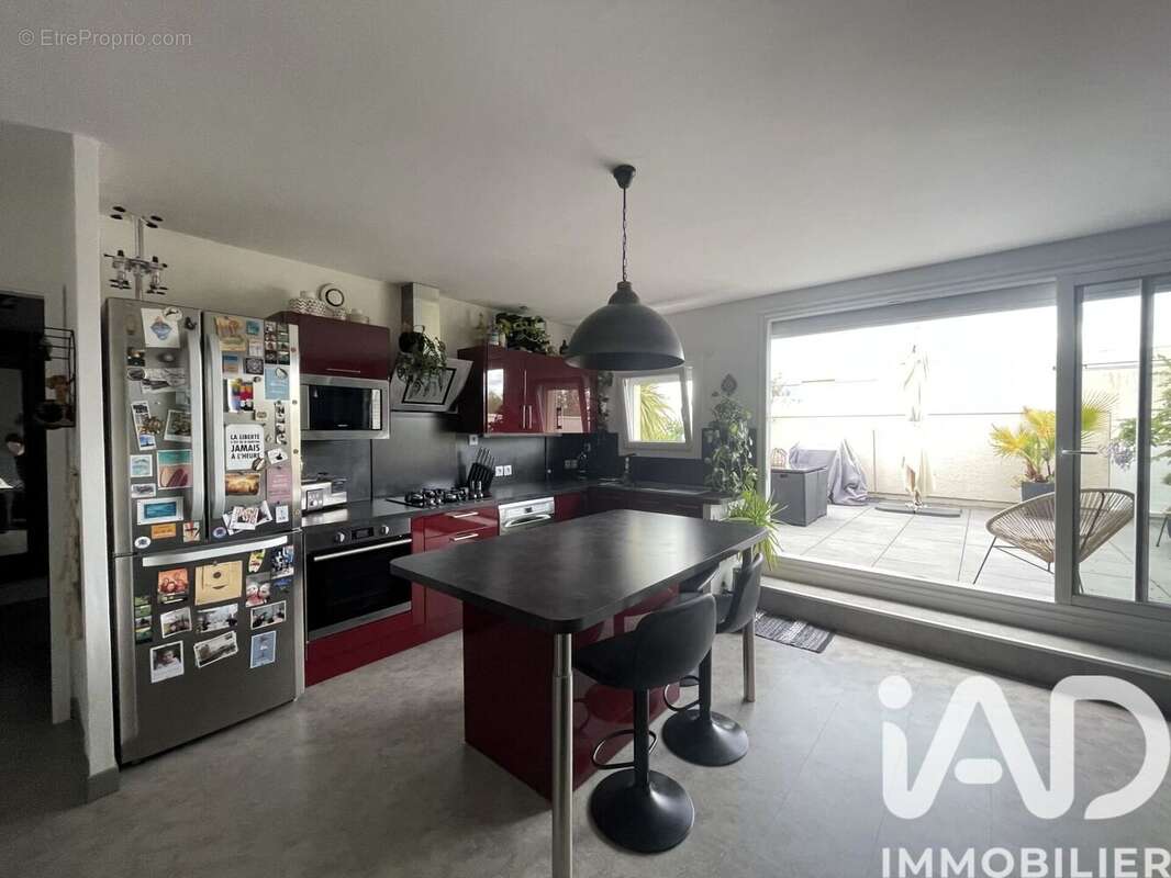 Appartement 60 m² à Savigny-Le-Temple  - photo 5
