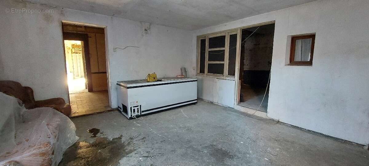 Maison à BRUAY-LA-BUISSIERE