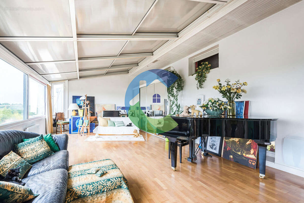 Appartement à EPINAY-SUR-ORGE