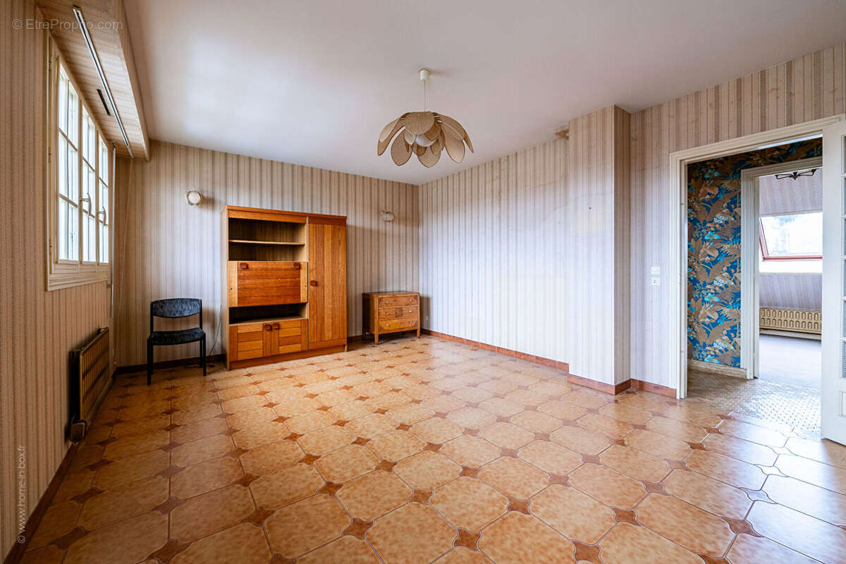 Maison à NOISY-LE-GRAND