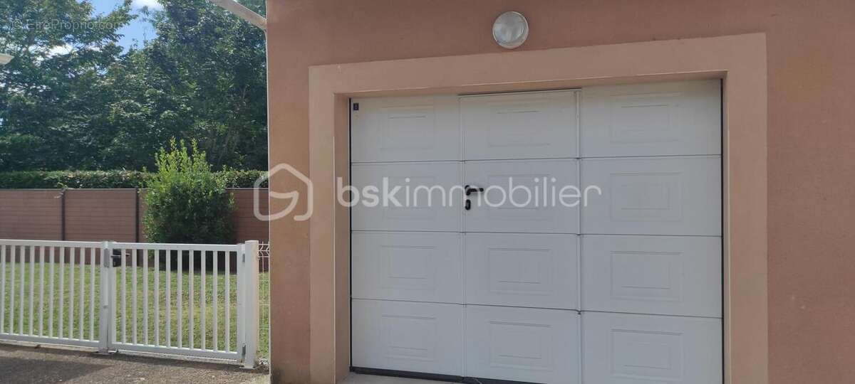 Maison à MONTPON-MENESTEROL