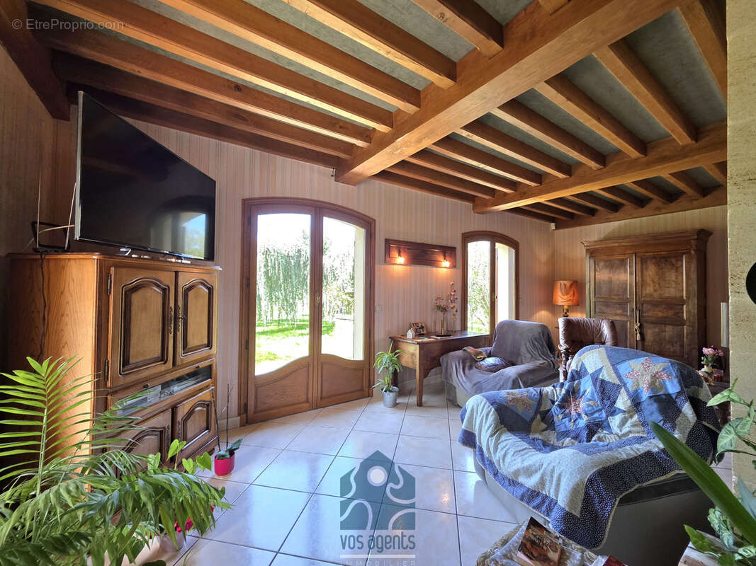 Maison à COMBRONDE