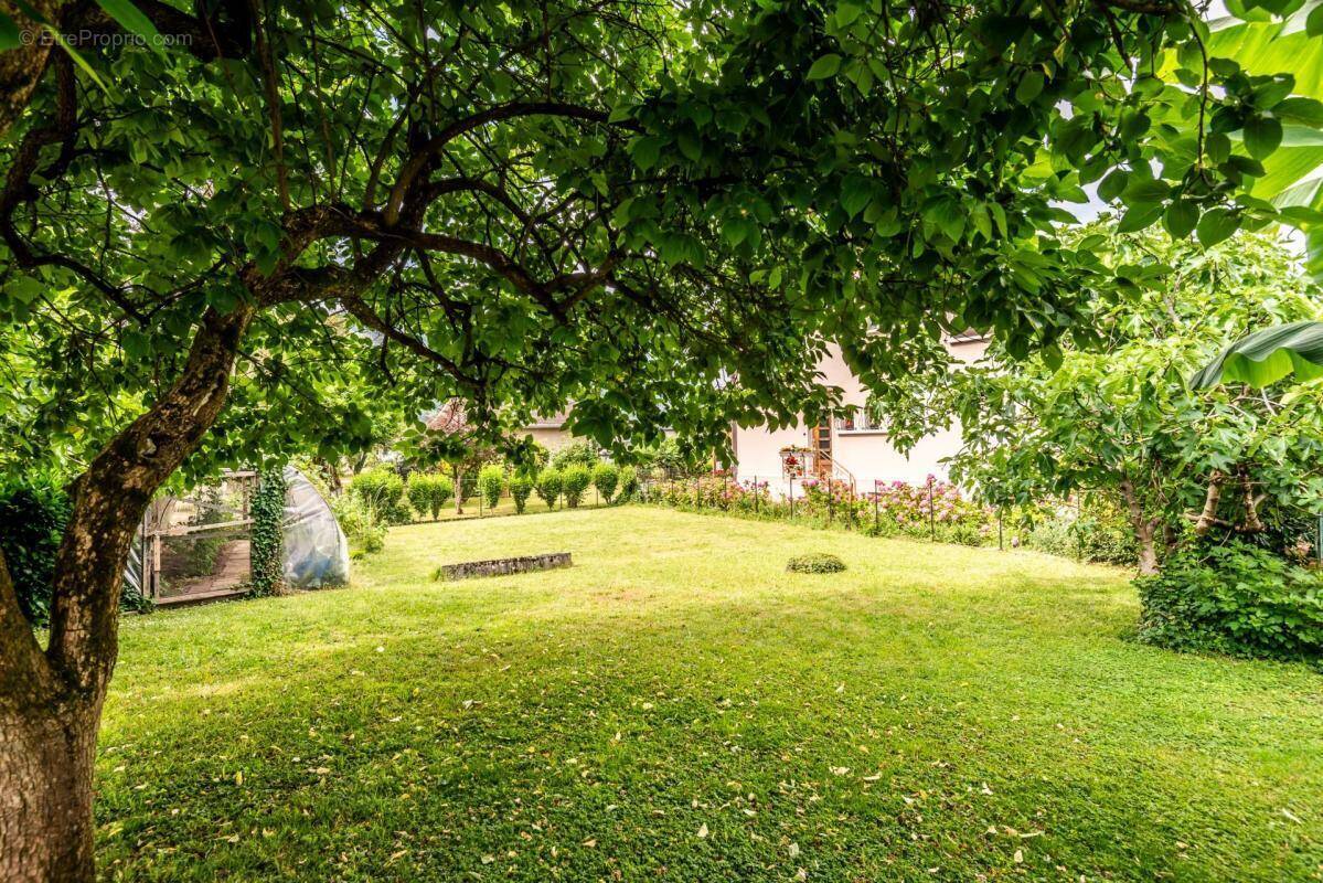 Terrain à ANNEMASSE