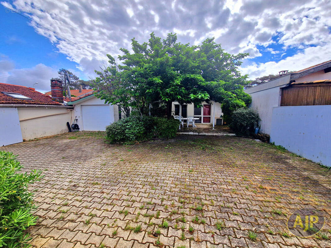 Maison à BISCARROSSE