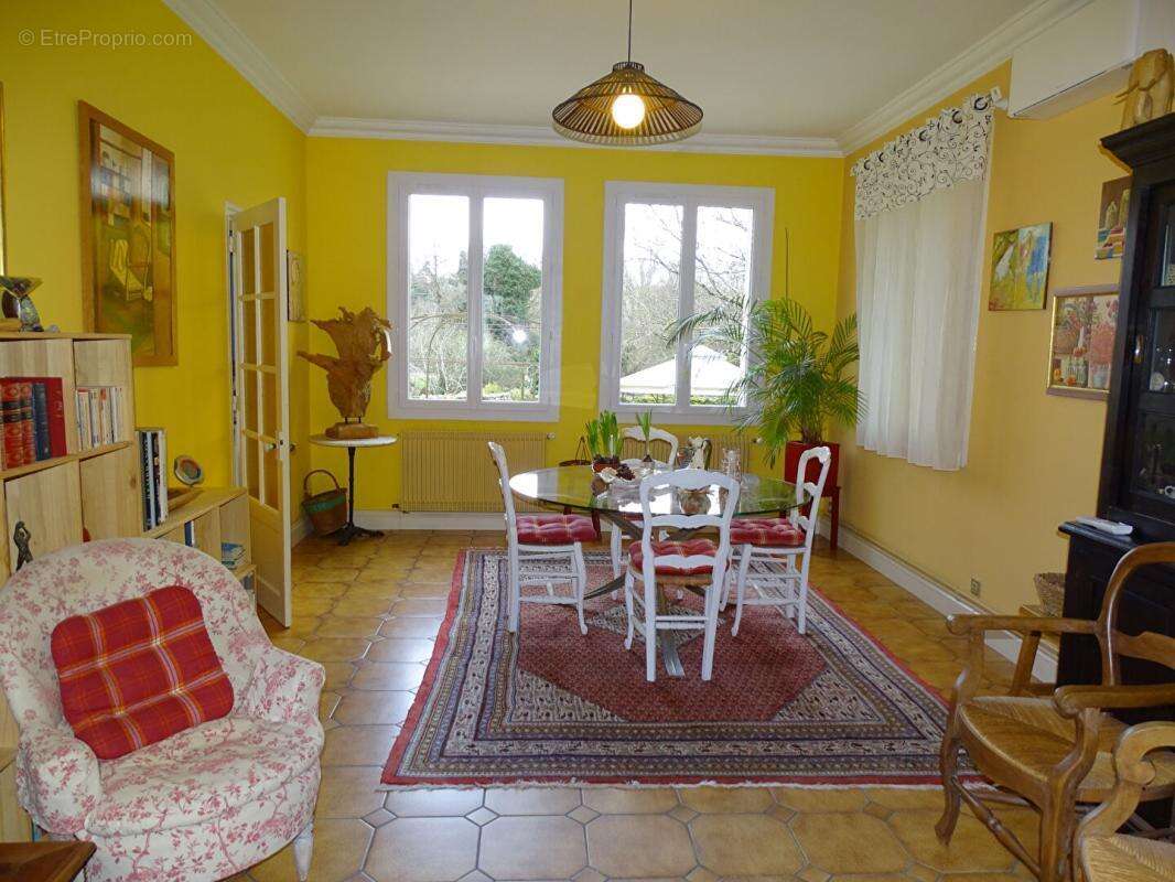 Maison à MONTIGNAC