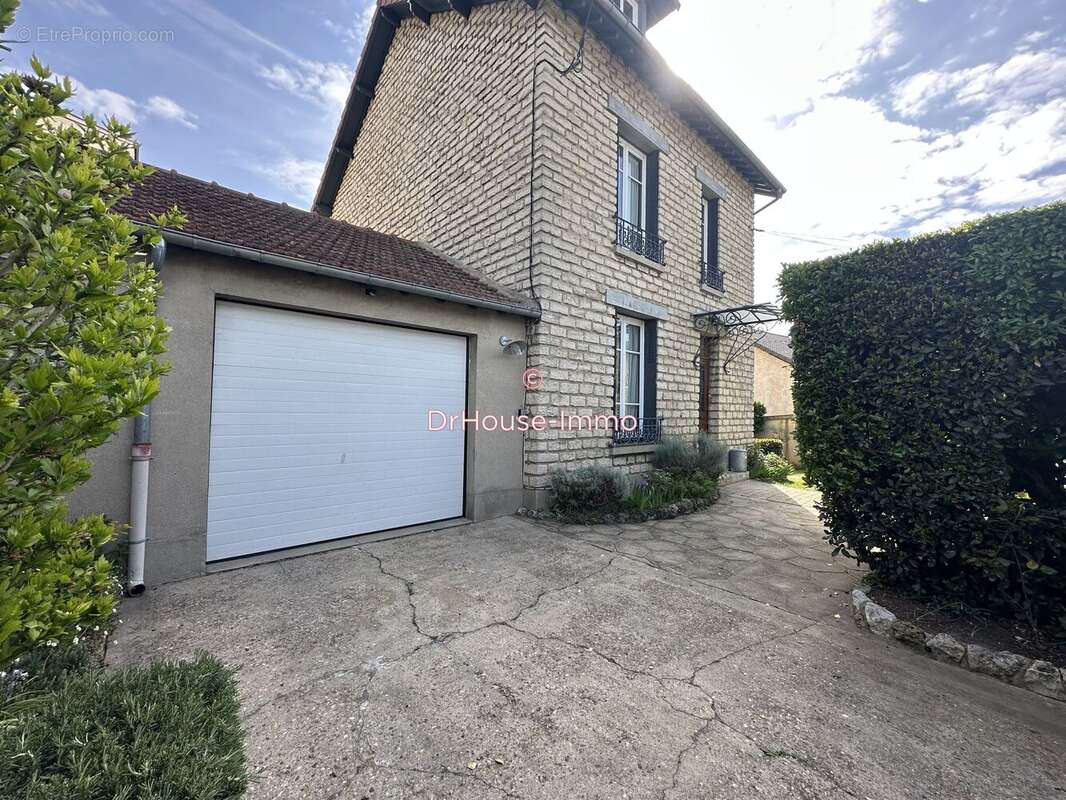 Maison 111 m² à Mantes-La-Jolie  - photo 17