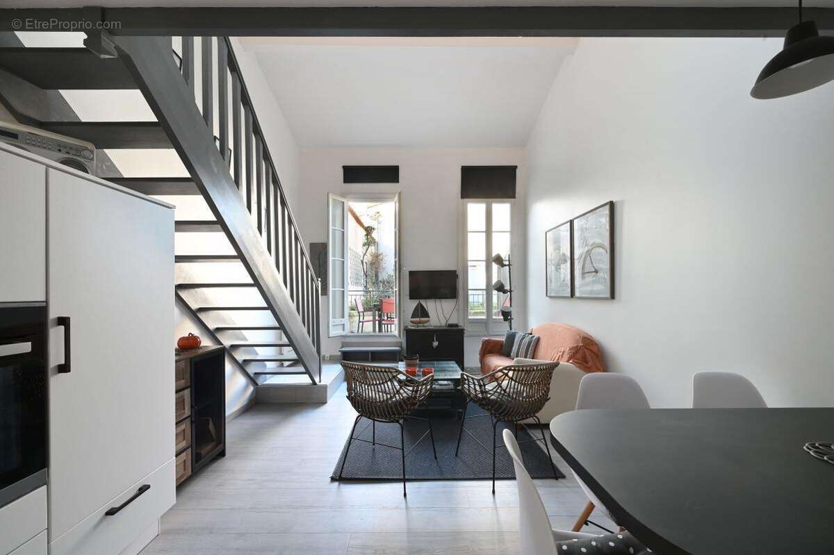 Appartement à SAINT-MARTIN-DE-RE