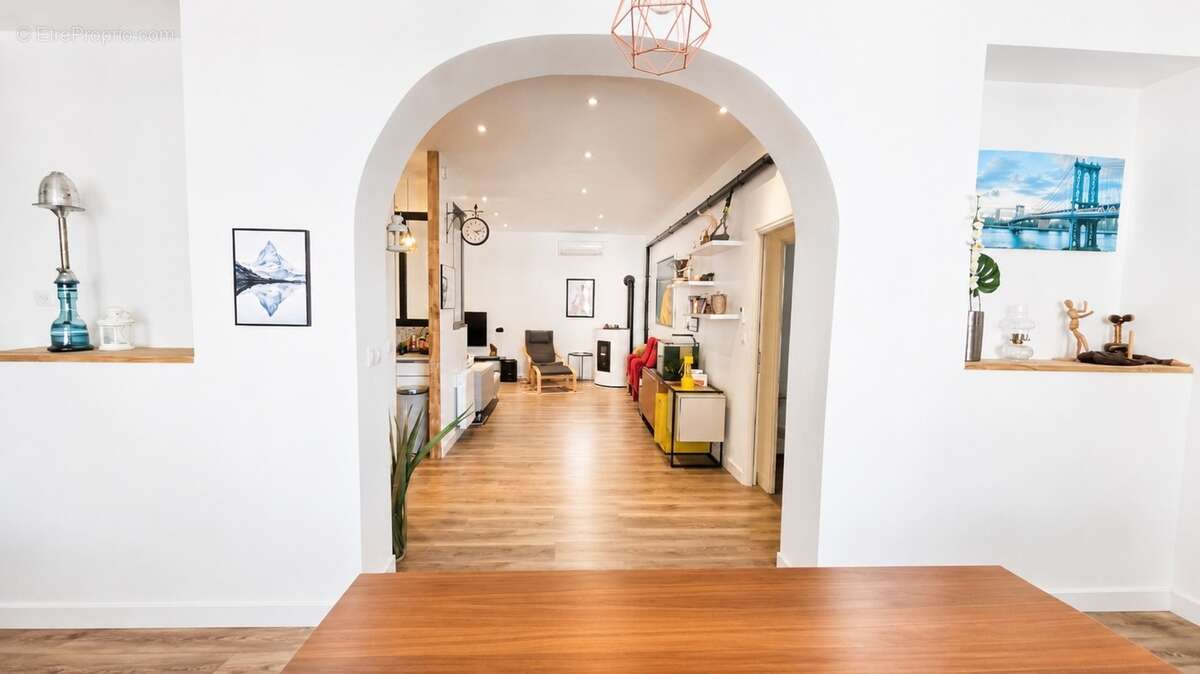 Appartement LOFT à vendre 4 pièces CLUSES (74) - photo 6
