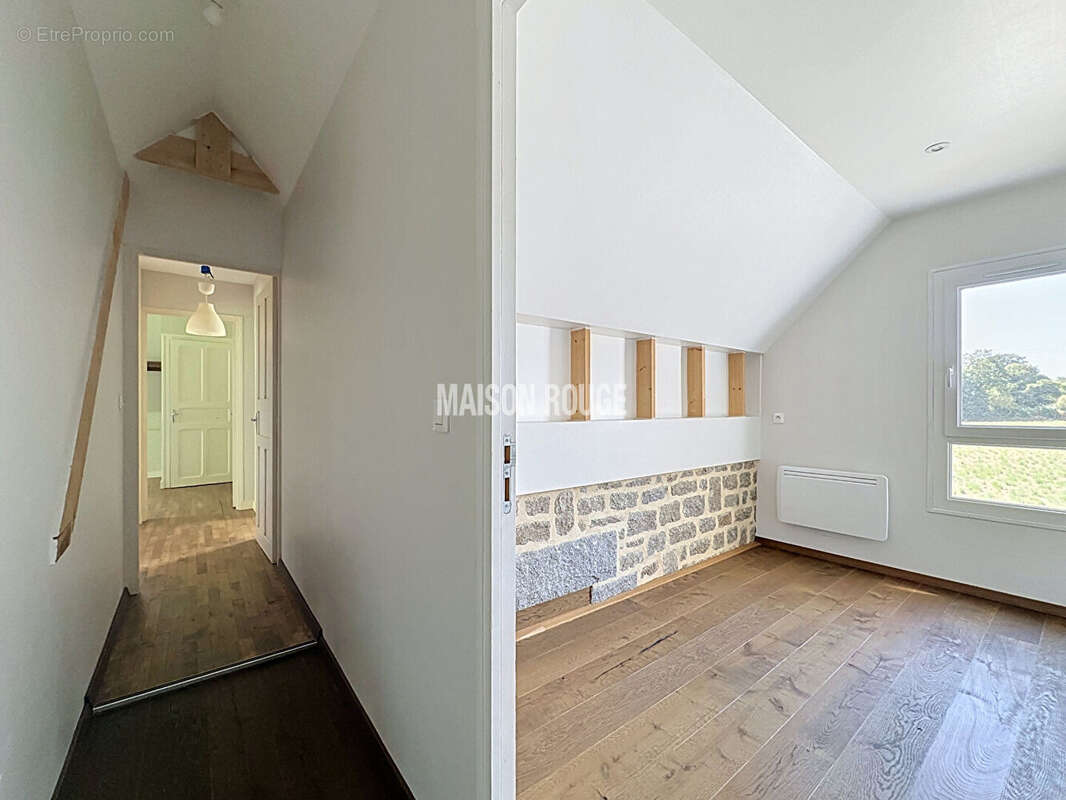 Maison en pierre rénovée 250 m² - 6 chambres -1.3 ha de terrain. Proche Dinan - photo 23
