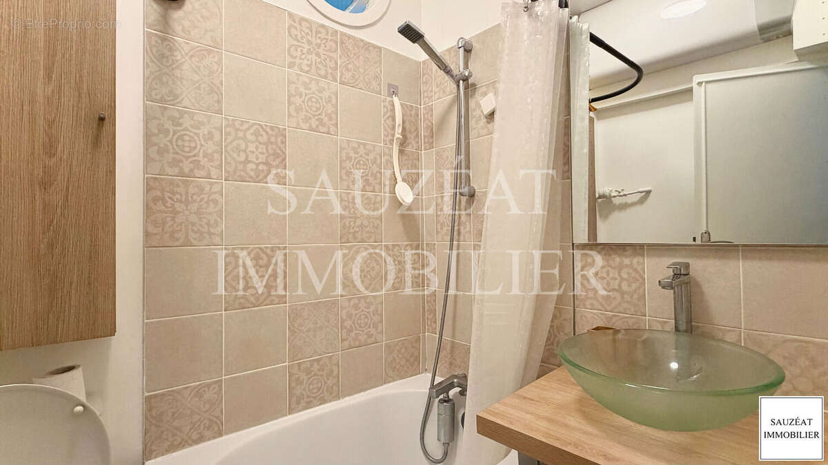 Appartement à MONTROUGE