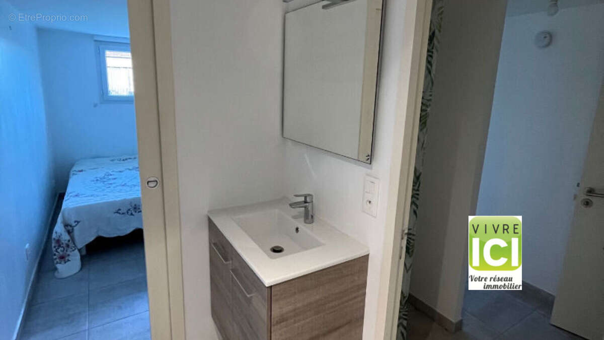 Maison à LA CHAPELLE-BASSE-MER