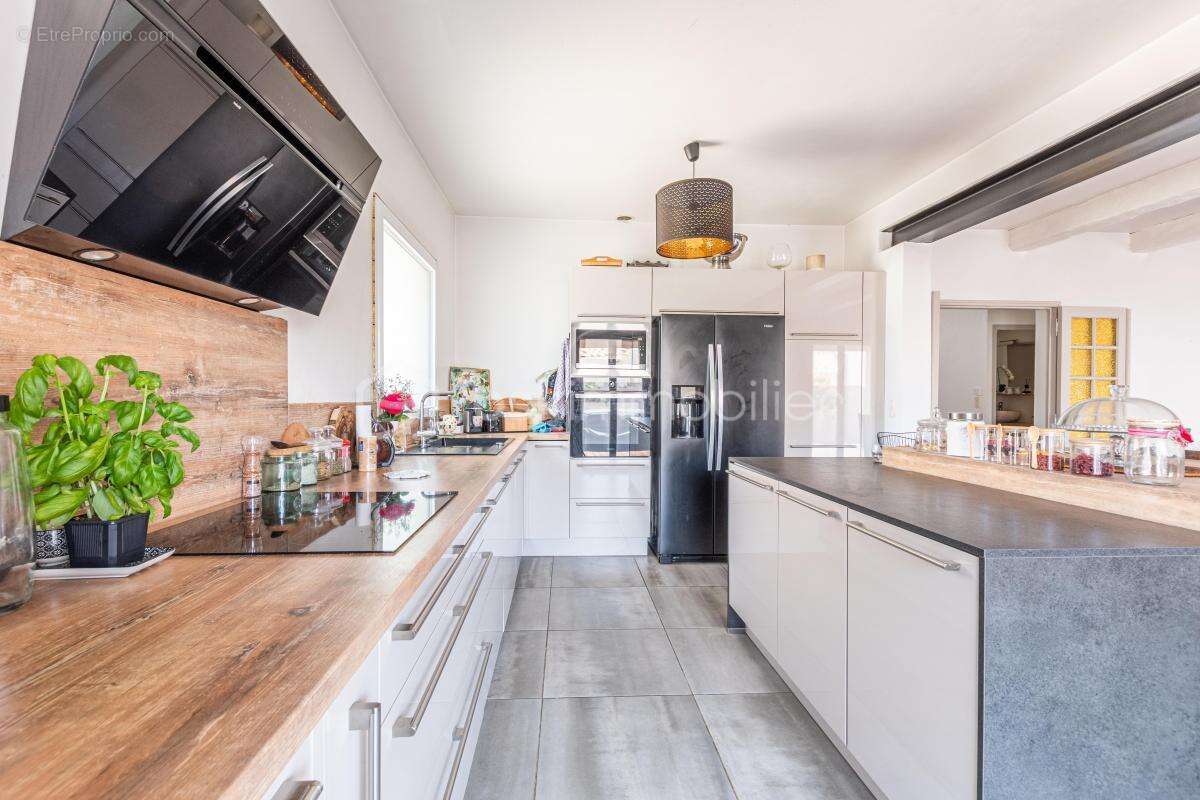 Maison à SIX-FOURS-LES-PLAGES