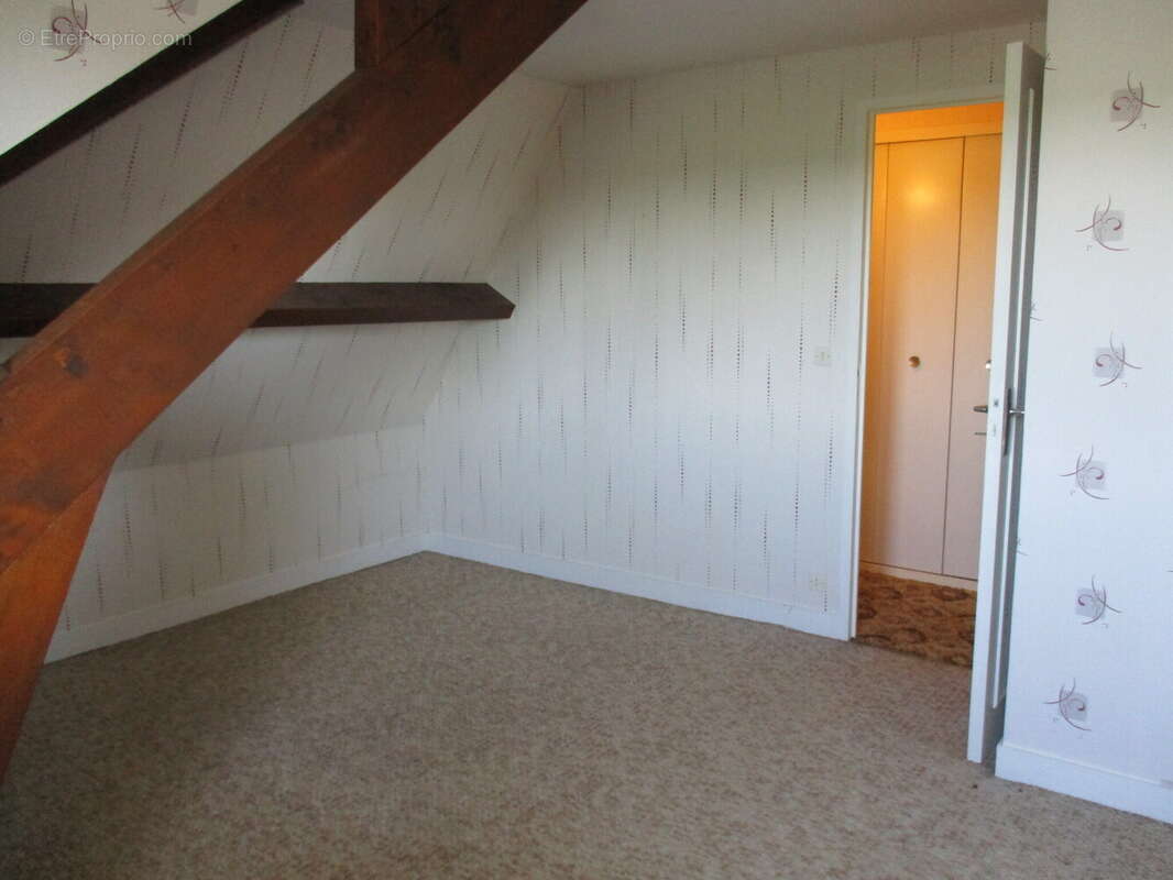 Maison à CHATILLON-EN-BAZOIS