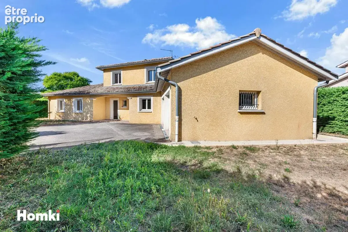 Maison/Villa T4 de 162 m² à Massieux 01600 - photo 3