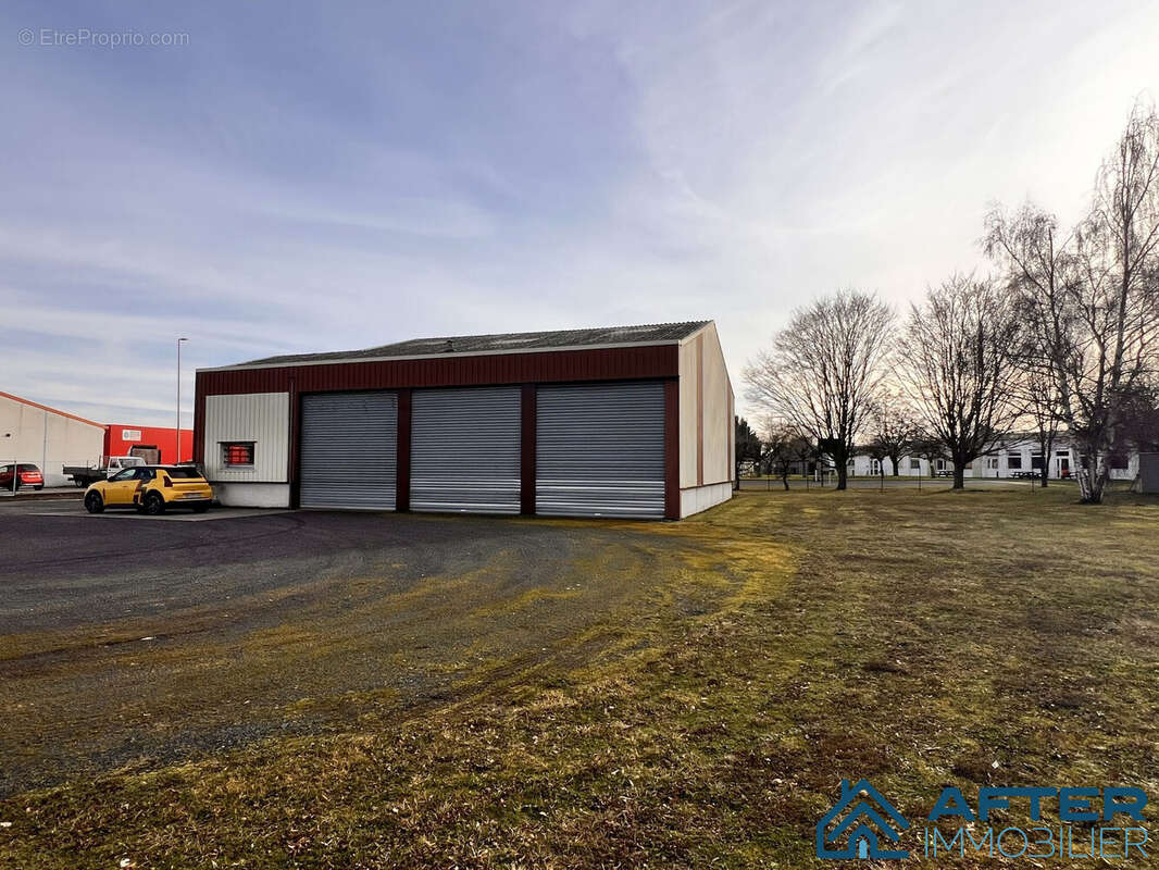 Commerce à CHANTEHEUX