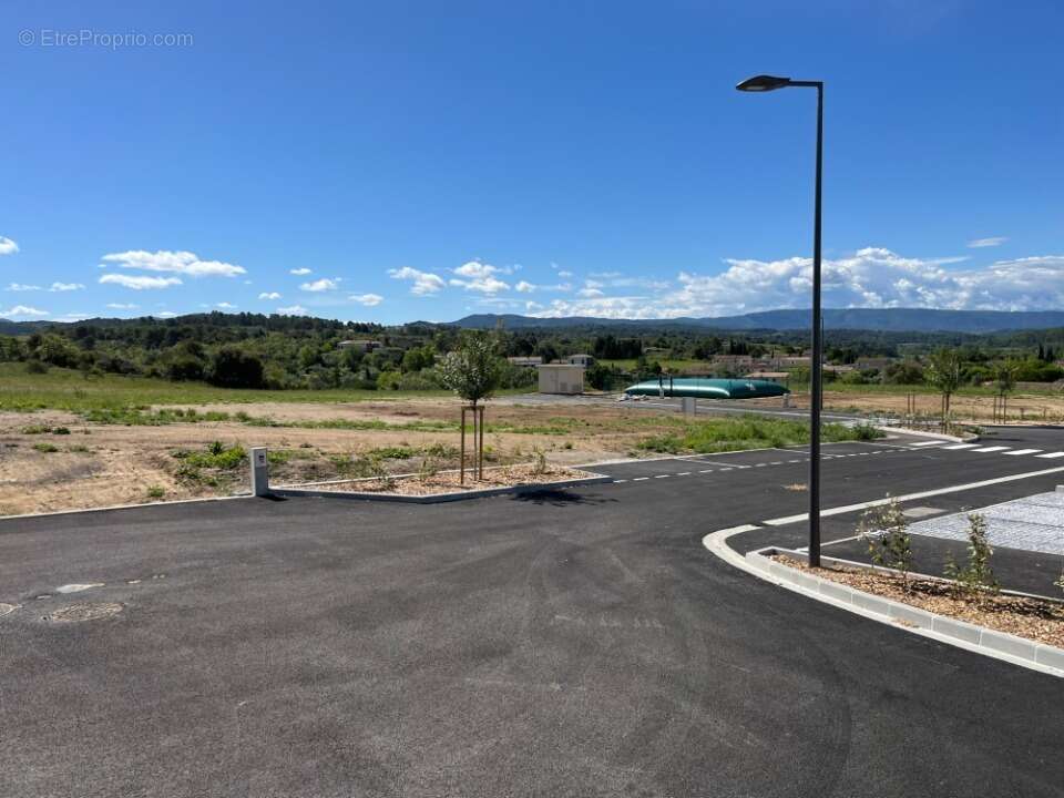 Terrain à LEUC