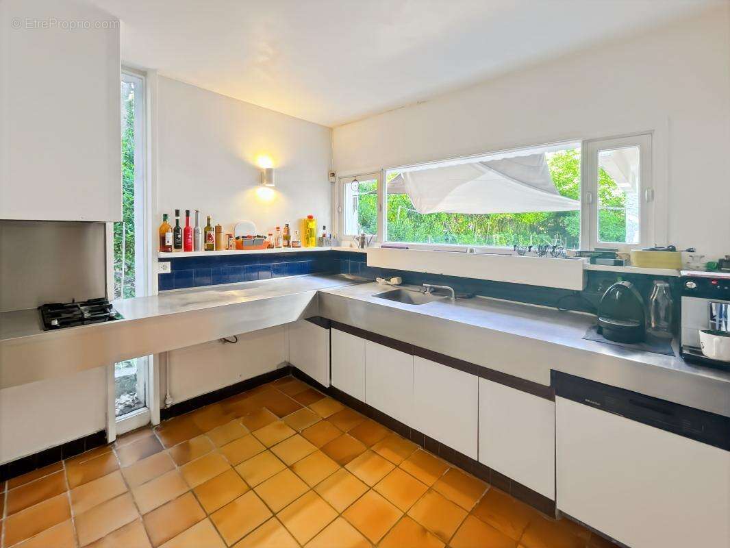 Maison d’architecte signée Claude Calmette, au cœur de Loriol-sur-Drôme - photo 10