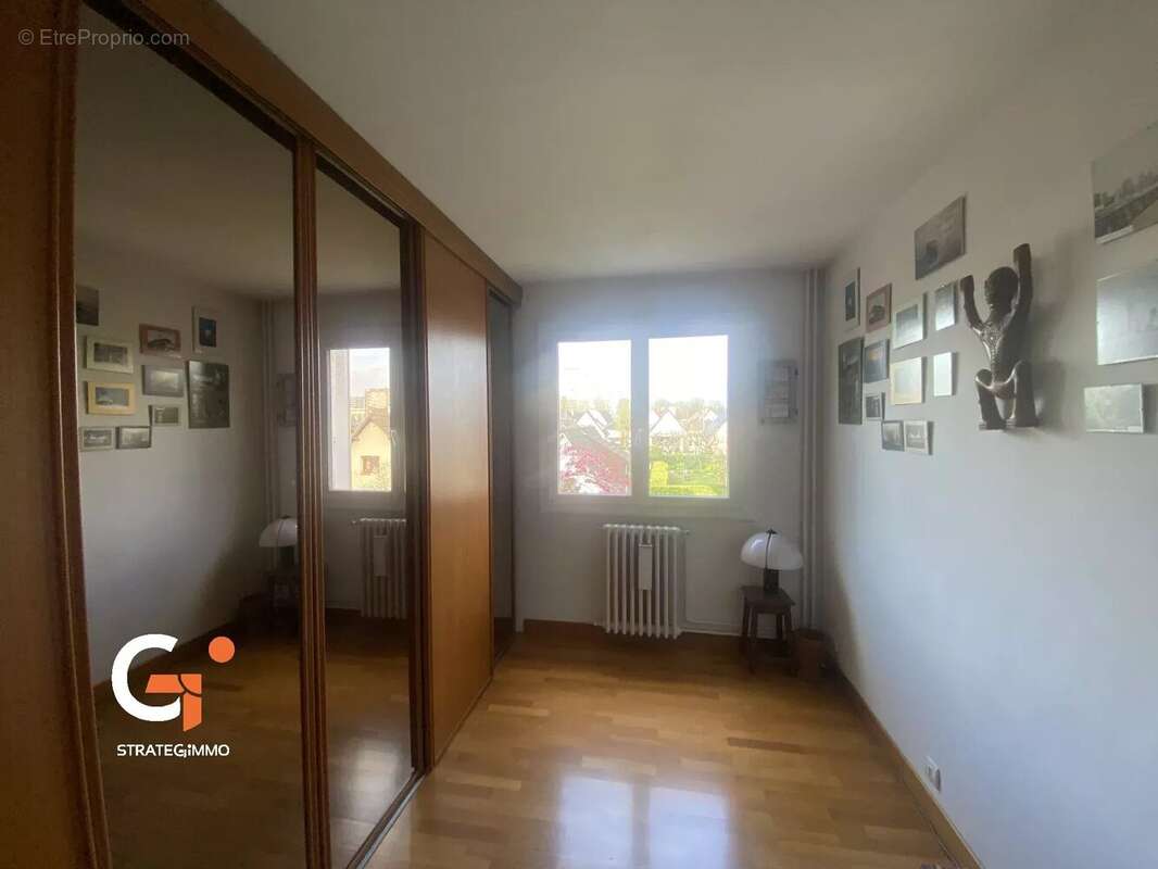 Appartement à SAINT-ETIENNE-DU-ROUVRAY