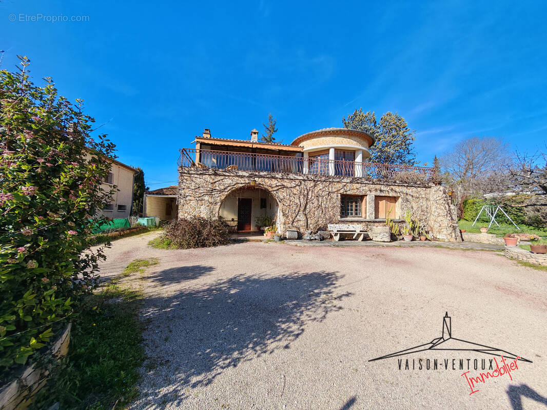 Maison à VAISON-LA-ROMAINE