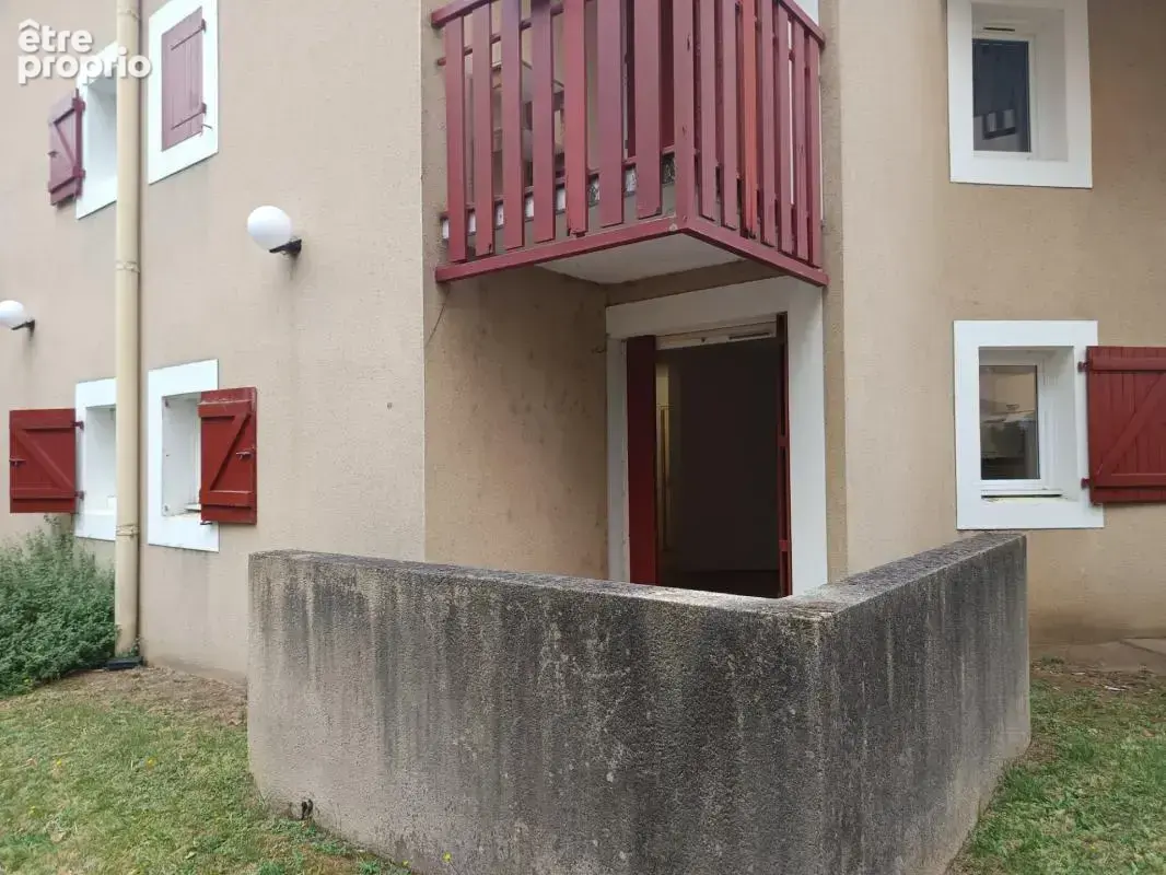 Studio coeur de ville en rez de chaussee avec terrasse - photo 13